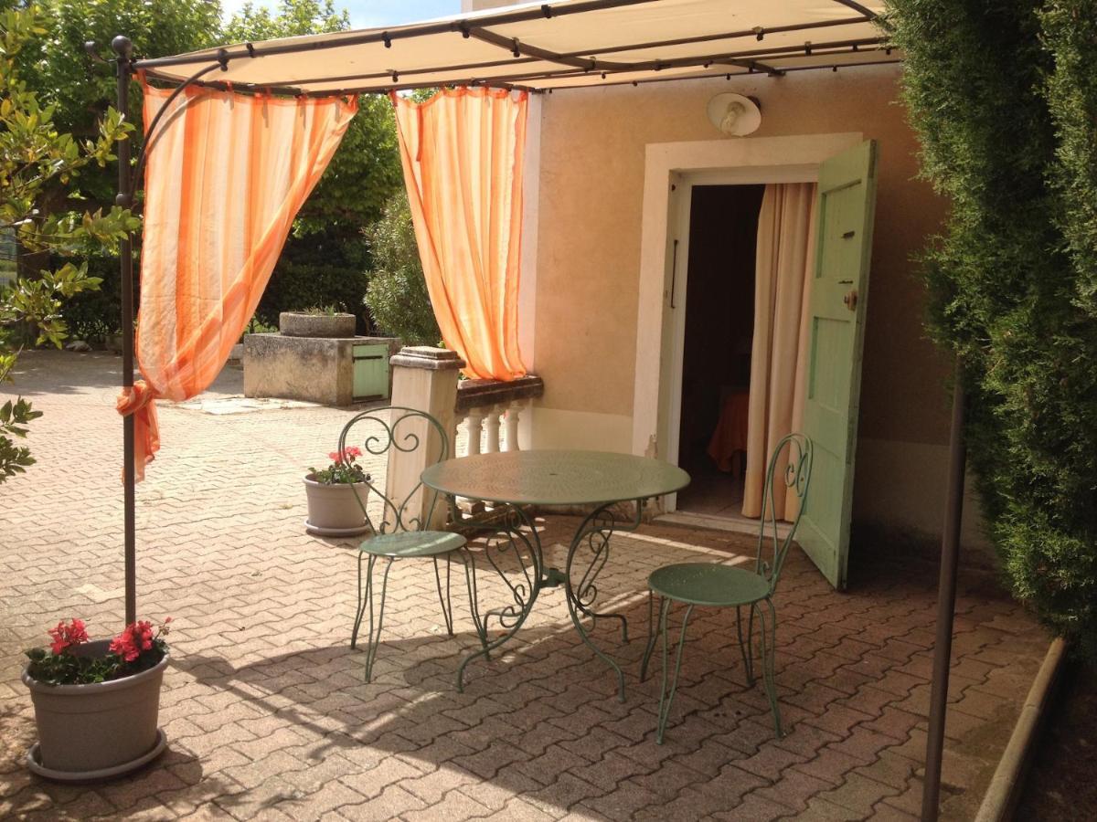 Mas La Cigaliere Bed & Breakfast Venasque Dış mekan fotoğraf