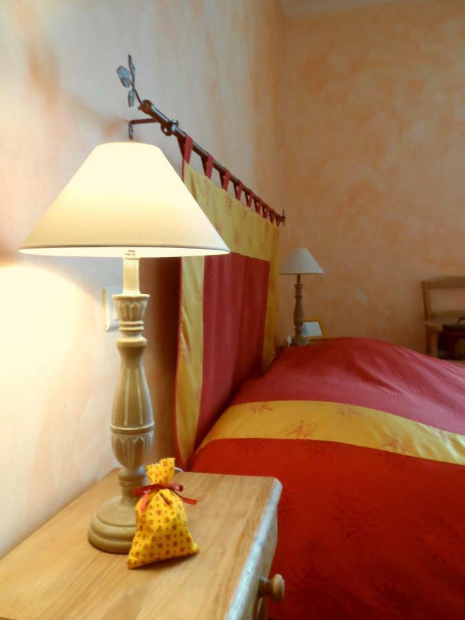 Mas La Cigaliere Bed & Breakfast Venasque Dış mekan fotoğraf