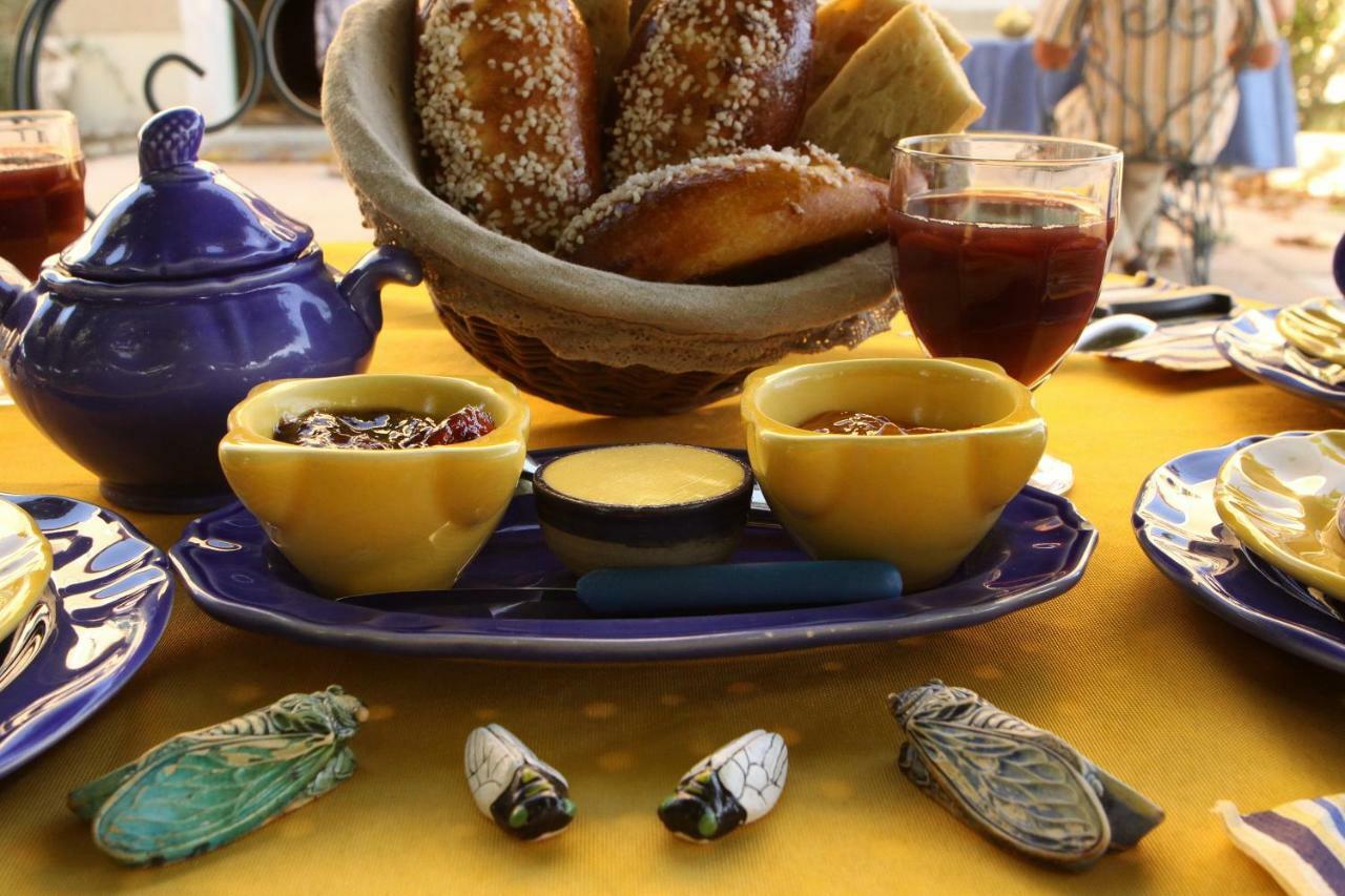 Mas La Cigaliere Bed & Breakfast Venasque Dış mekan fotoğraf