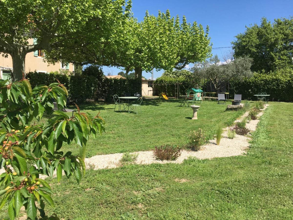 Mas La Cigaliere Bed & Breakfast Venasque Dış mekan fotoğraf
